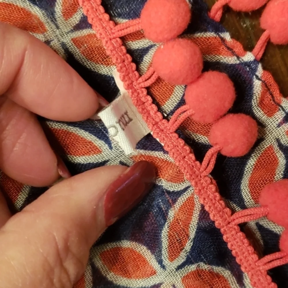 MUDPIE NWOT RED BLUE POM POM SCARF/WRAP‎